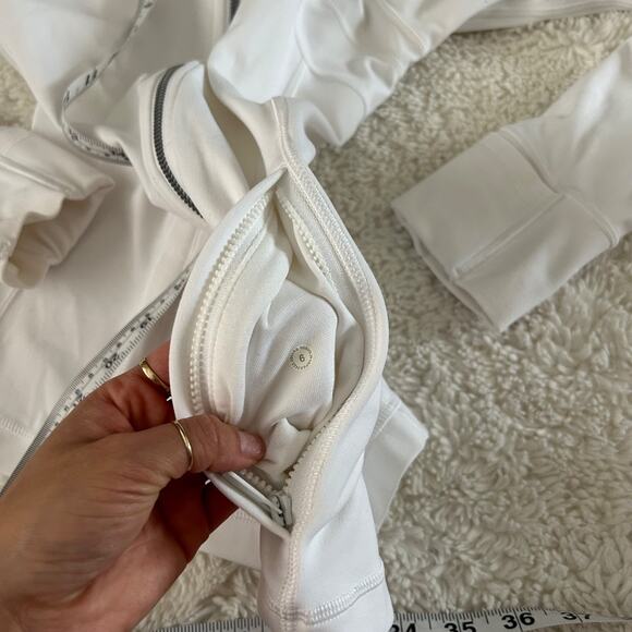 Womens Lululemon Define Nulu Jacket in White Size 6 Running Workout Clean/Soft - Picture 6 of 7
